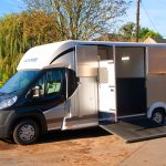 RS2 horsebox
